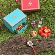 Load image into Gallery viewer, Zardosi Gota Patti Rakhi Box
