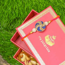 Load image into Gallery viewer, Chic Zari Bhaiya Rakhi Box

