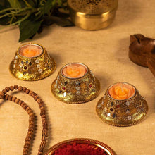 Load image into Gallery viewer, Clay Candle Set
