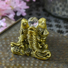 Load image into Gallery viewer, Feng Shui Three Carps/Fish with Crystal Ball for Good Luck
