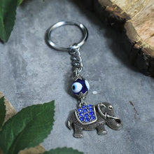 Load image into Gallery viewer, Beautiful Feng Shui Elephant Keychain
