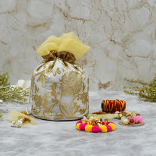 Load image into Gallery viewer, Bhai Dooj Elegant Gold Potli with Dry Fruits
