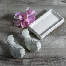 Load image into Gallery viewer, Vintage Birds Salt and Pepper Shaker
