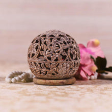 Load image into Gallery viewer, Round Shaped Marble Candle Holder

