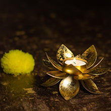 Load image into Gallery viewer, Lotus Tlight holder
