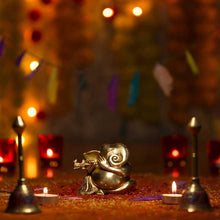 Load image into Gallery viewer, Cute Brass Flute Ganesh
