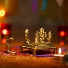 Load image into Gallery viewer, Lord Shiva Family
