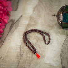 Load image into Gallery viewer, Antique Brown Wood Mala
