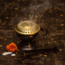 Load image into Gallery viewer, Handcrafted Brass Chirag Dhuni/Fumer with Tong
