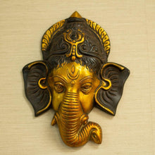 Load image into Gallery viewer, Antique Brass Ganesha Wall Plate
