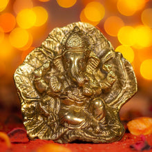 Load image into Gallery viewer, Leaf Ganesha
