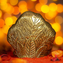 Load image into Gallery viewer, Leaf Ganesha
