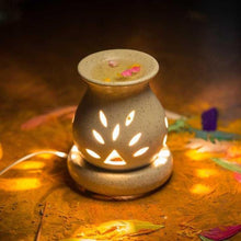 Load image into Gallery viewer, Handcrafted Ceramic Pot Aroma Diffuser
