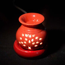 Load image into Gallery viewer, Radiant Red Ceramic Pot Aroma Diffuser
