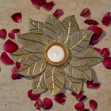 Load image into Gallery viewer, Textured Leafy T-light Holder Showpiece
