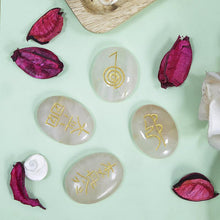 Load image into Gallery viewer, Exclusive Rose Quartz Reiki Engraved Stone Set
